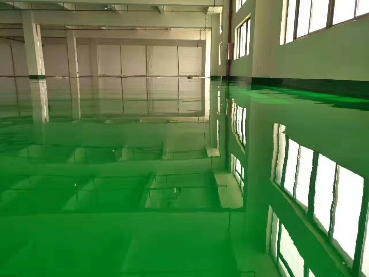 如何根据需求选择适合自己的厂房地坪？